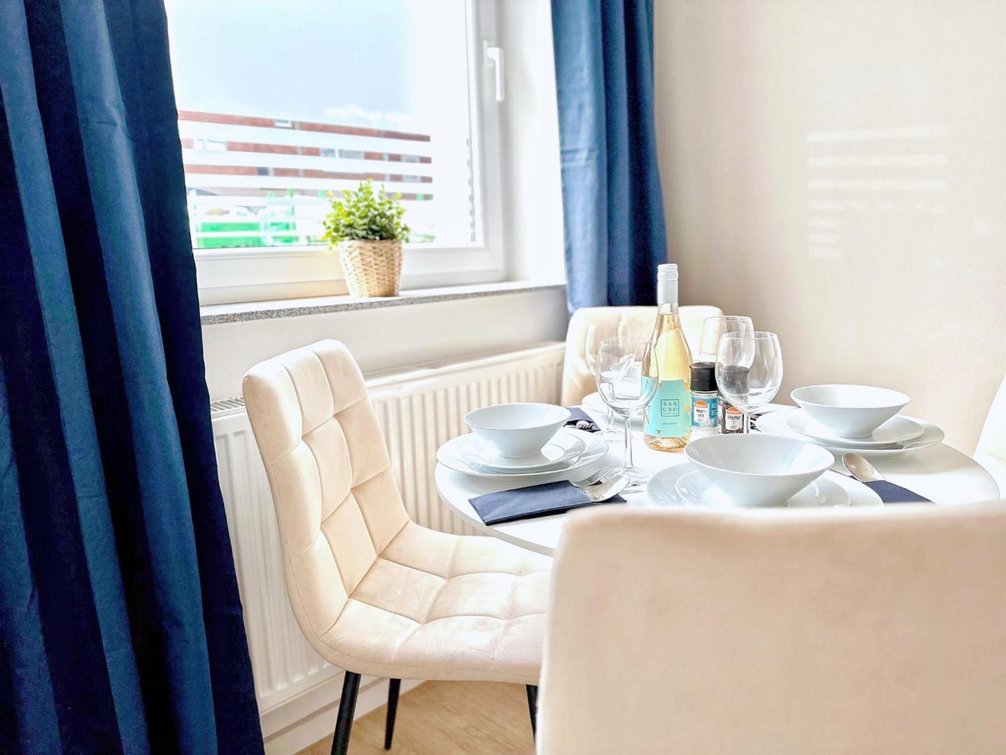 Stylisches 2-Zimmer Ambient Apartment In Alsternaehe Mit Kingsize-Bett & Schlafsofa Hamburg Luaran gambar
