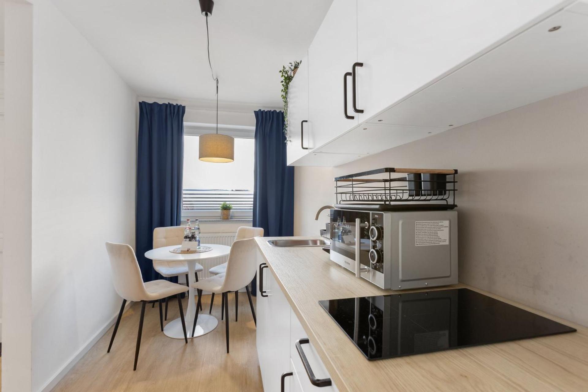 Stylisches 2-Zimmer Ambient Apartment In Alsternaehe Mit Kingsize-Bett & Schlafsofa Hamburg Luaran gambar
