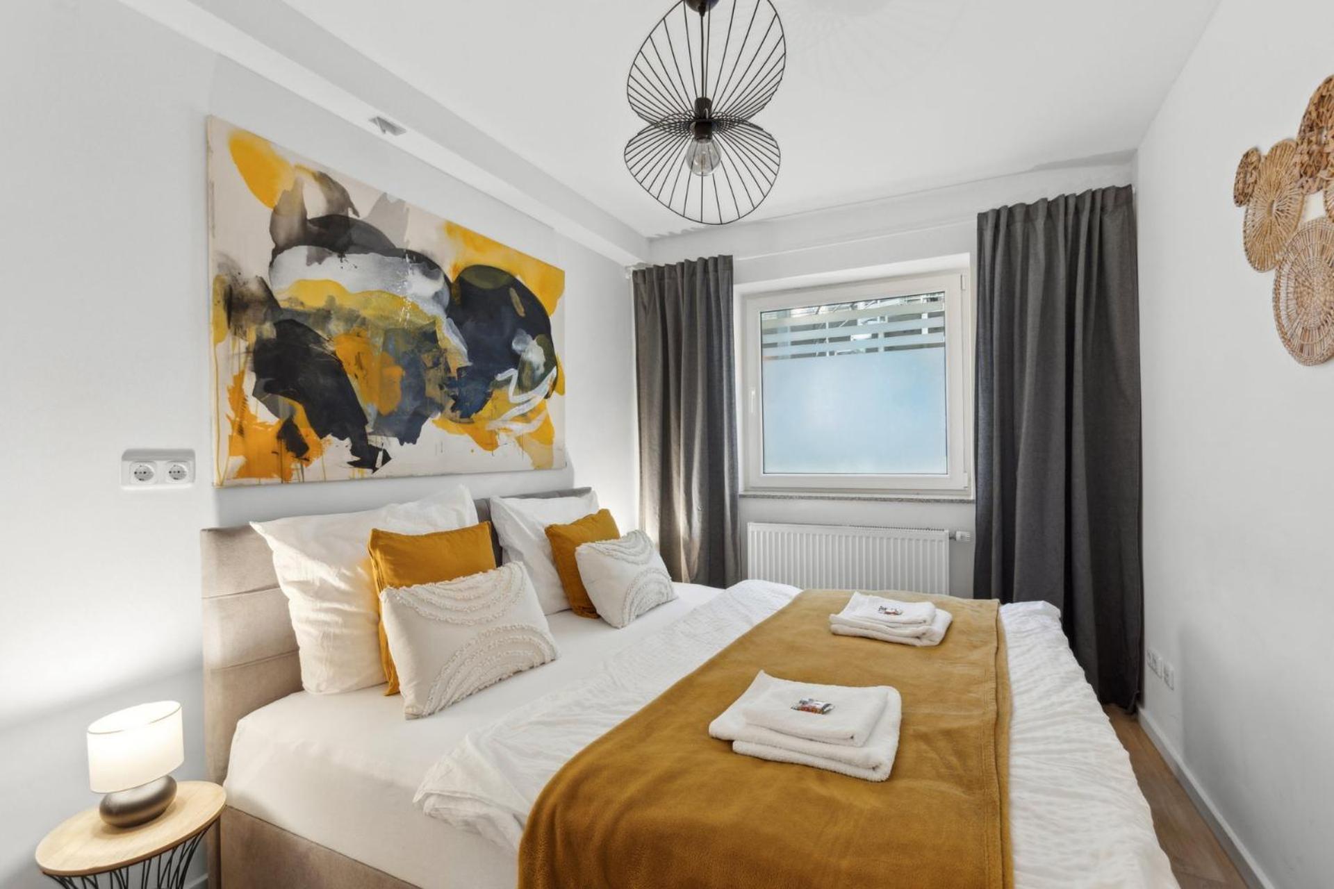 Stylisches 2-Zimmer Ambient Apartment In Alsternaehe Mit Kingsize-Bett & Schlafsofa Hamburg Luaran gambar