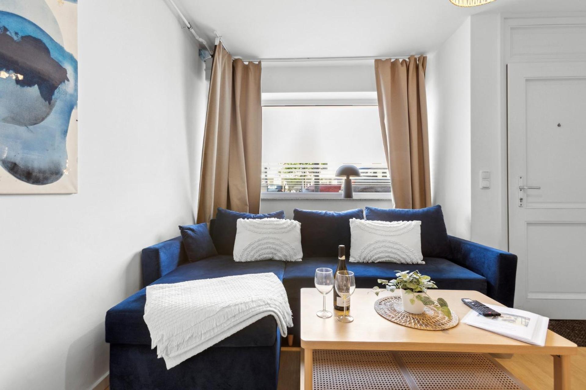 Stylisches 2-Zimmer Ambient Apartment In Alsternaehe Mit Kingsize-Bett & Schlafsofa Hamburg Luaran gambar